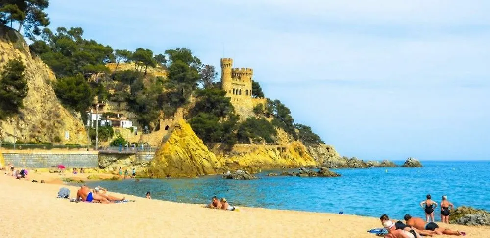 Villa In Lloret De Mar - 104833 Spanien
